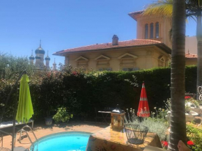NICE centre, piscine, intime, en VILLA ancienne